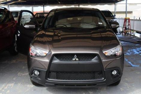 Mitsubishi ASX CROSSOVER...